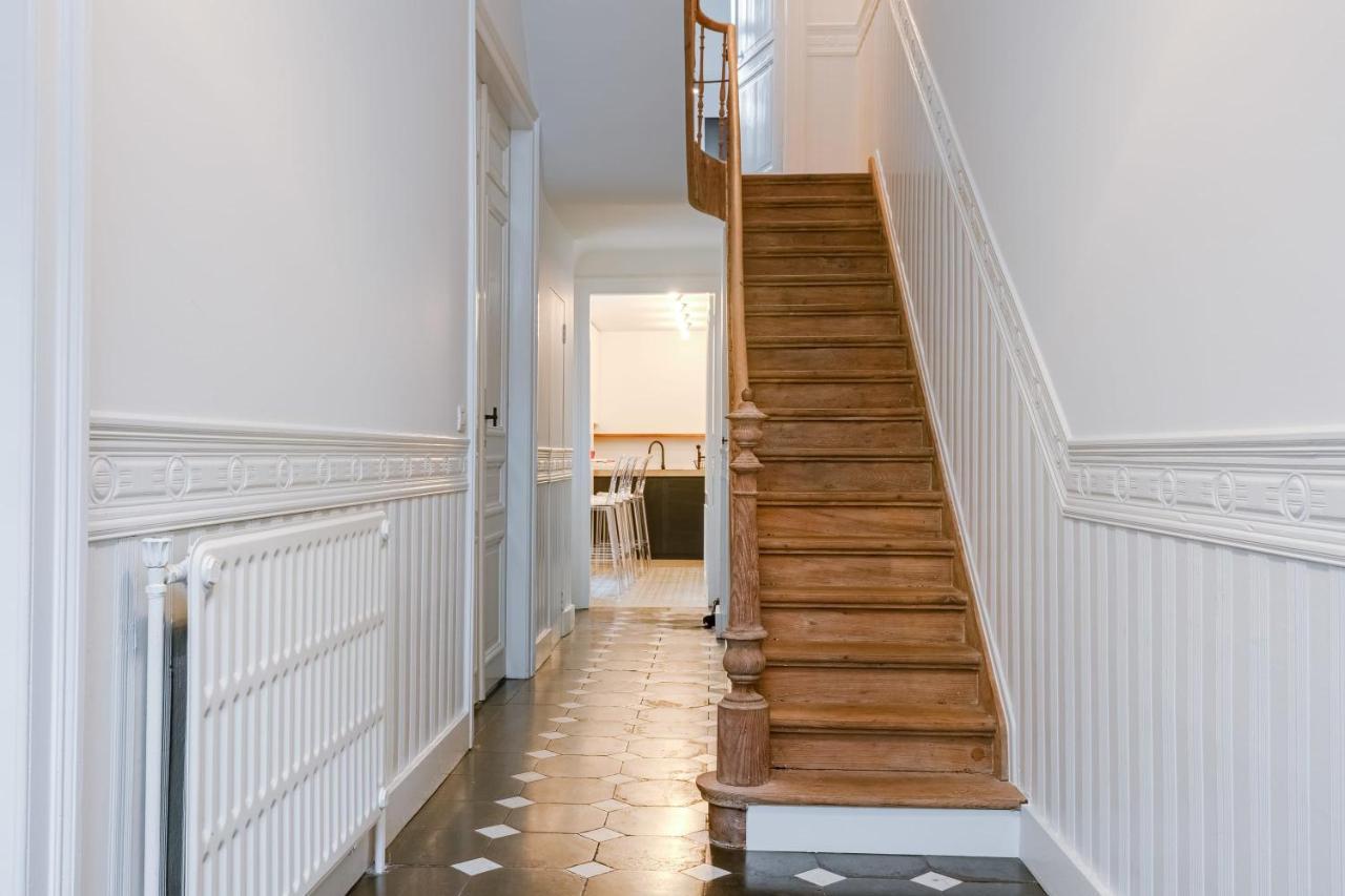Beautiful Luxurious Mansion With Several Terraces Kortrijk Luaran gambar