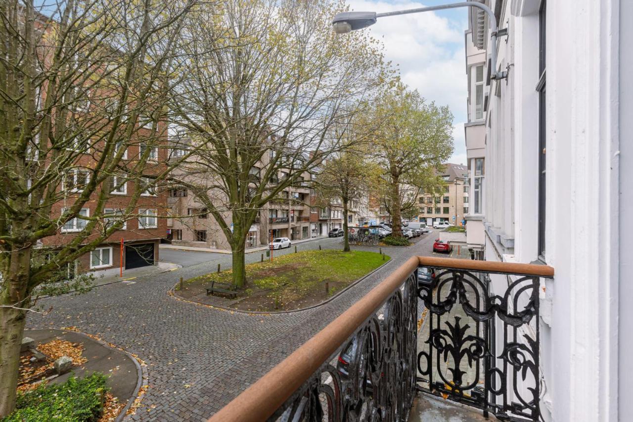 Beautiful Luxurious Mansion With Several Terraces Kortrijk Luaran gambar